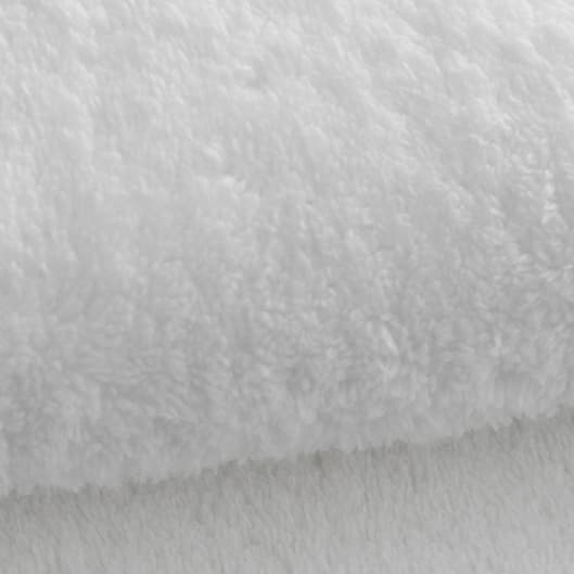 Luriani at Andrely Beauty in Kissimmee, FL